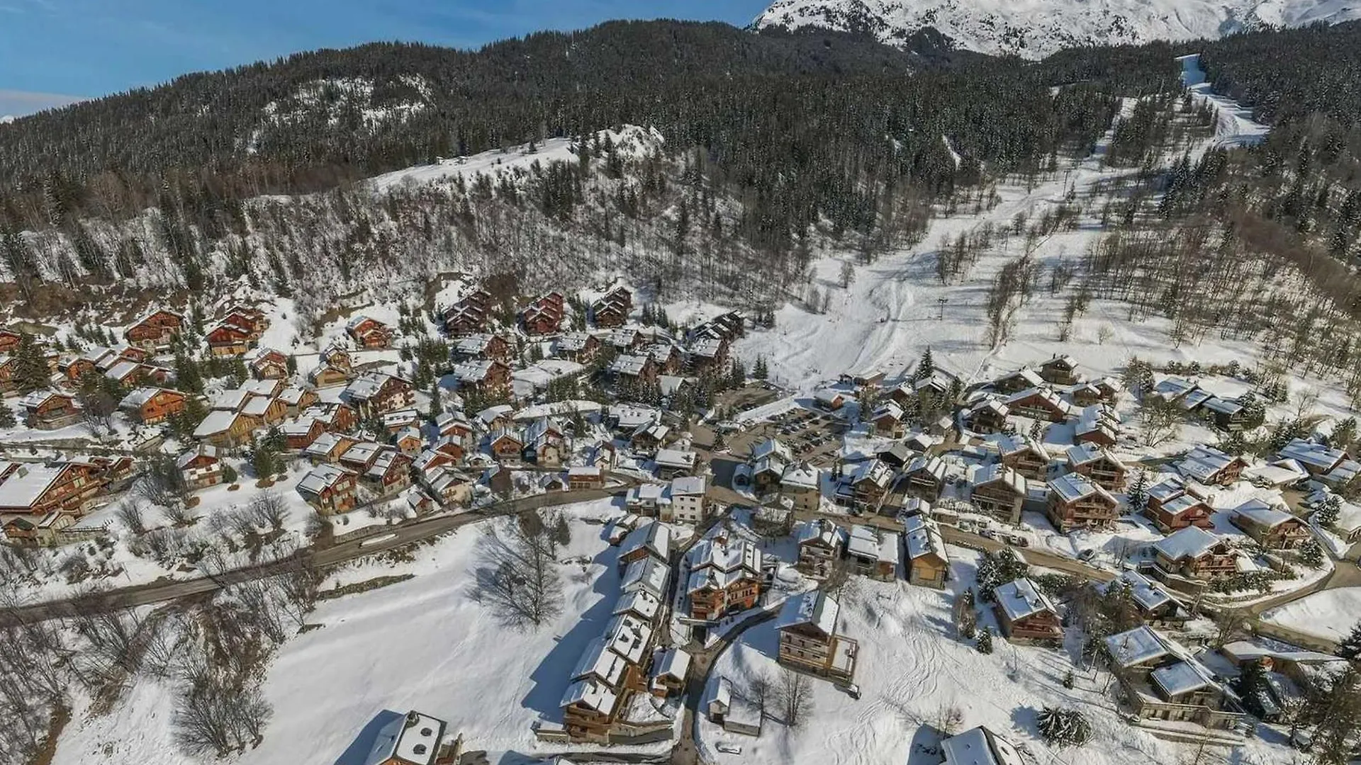Appartement Cosy Ski Aux Pieds Avec Piscine Et Spa - Fr-1-566-46 Les Allues France